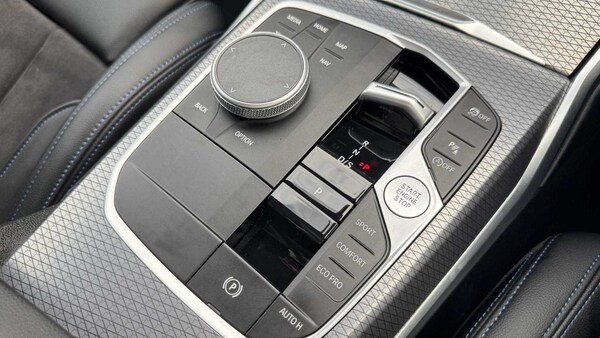 Used BMW 3 Series 2024 for sale - 75566524: Photo 30
