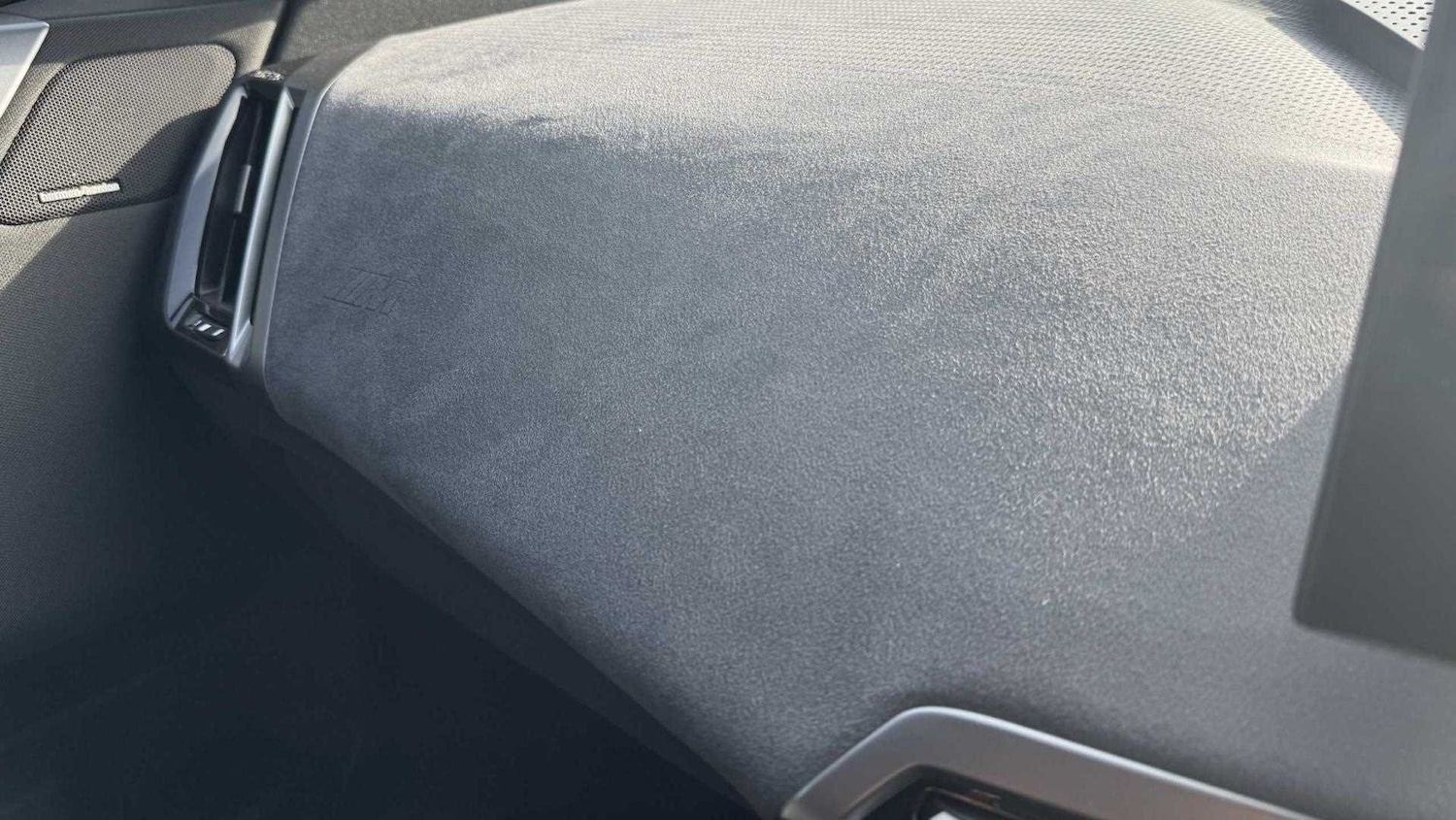 Used BMW iX 2025 for sale - 77389875: Photo 24