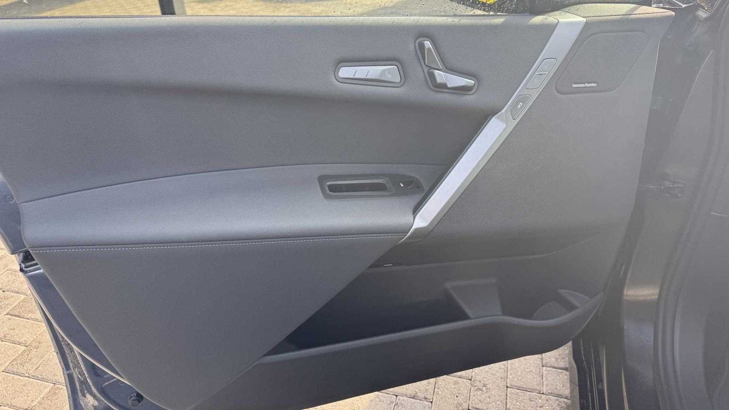 Used BMW iX 2025 for sale - 77389875: Photo 25