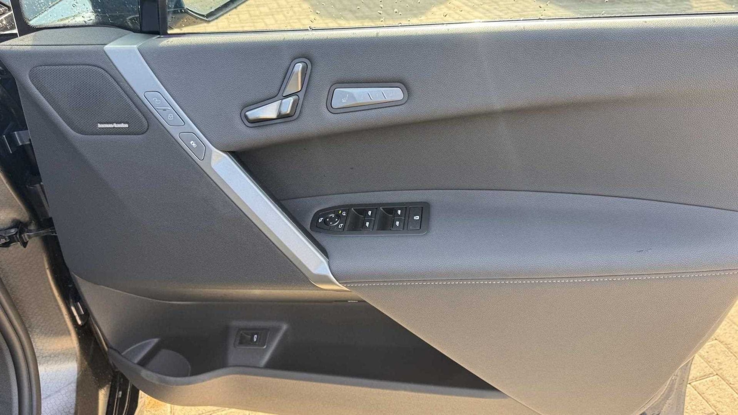 Used BMW iX 2025 for sale - 77389875: Photo 27