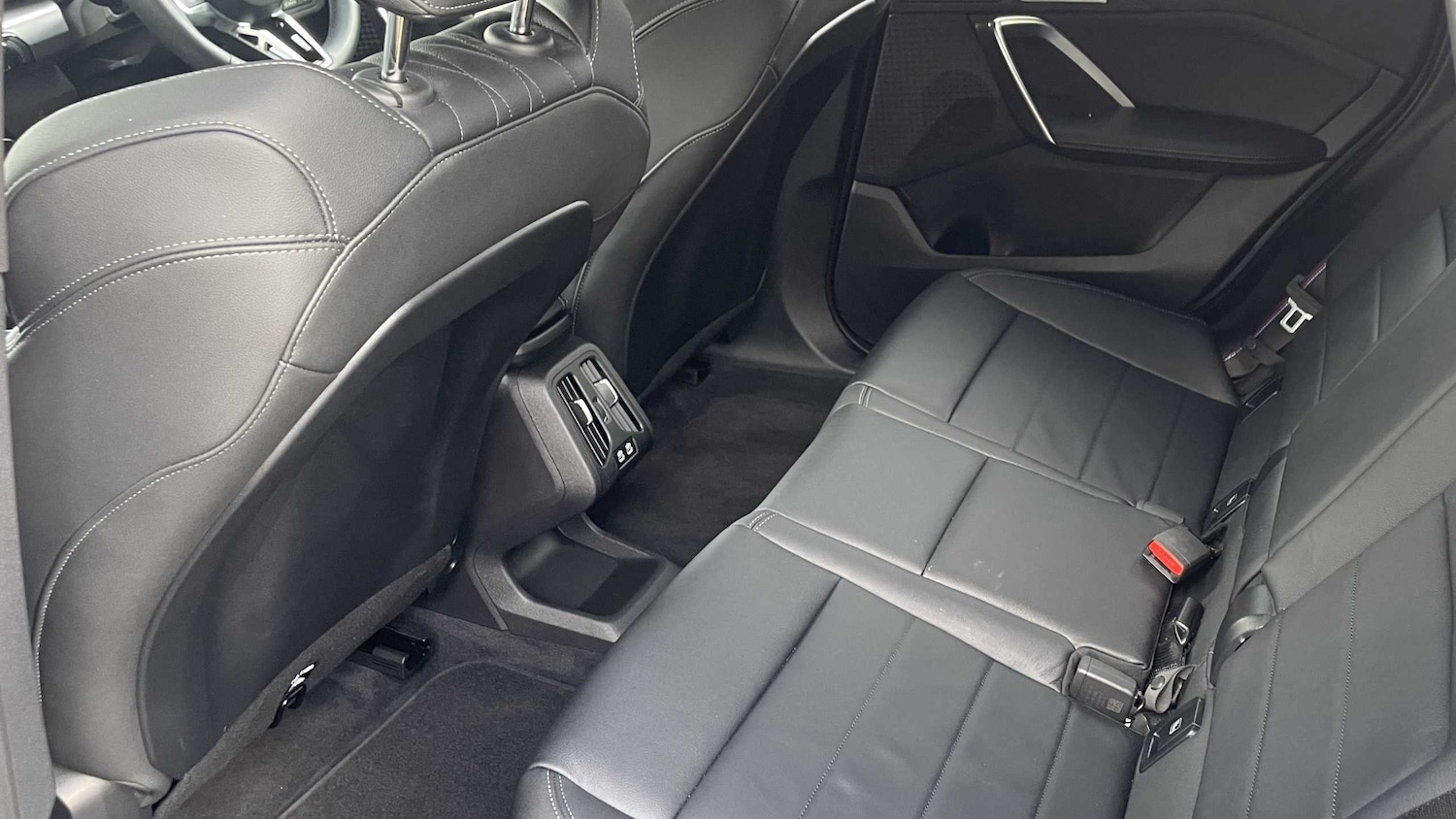 Used BMW iX1 2025 for sale - 76339719: Photo 13