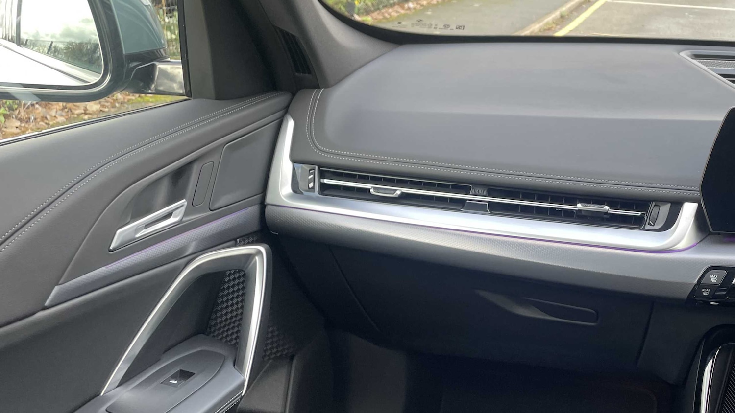 Used BMW iX1 2025 for sale - 76339719: Photo 6
