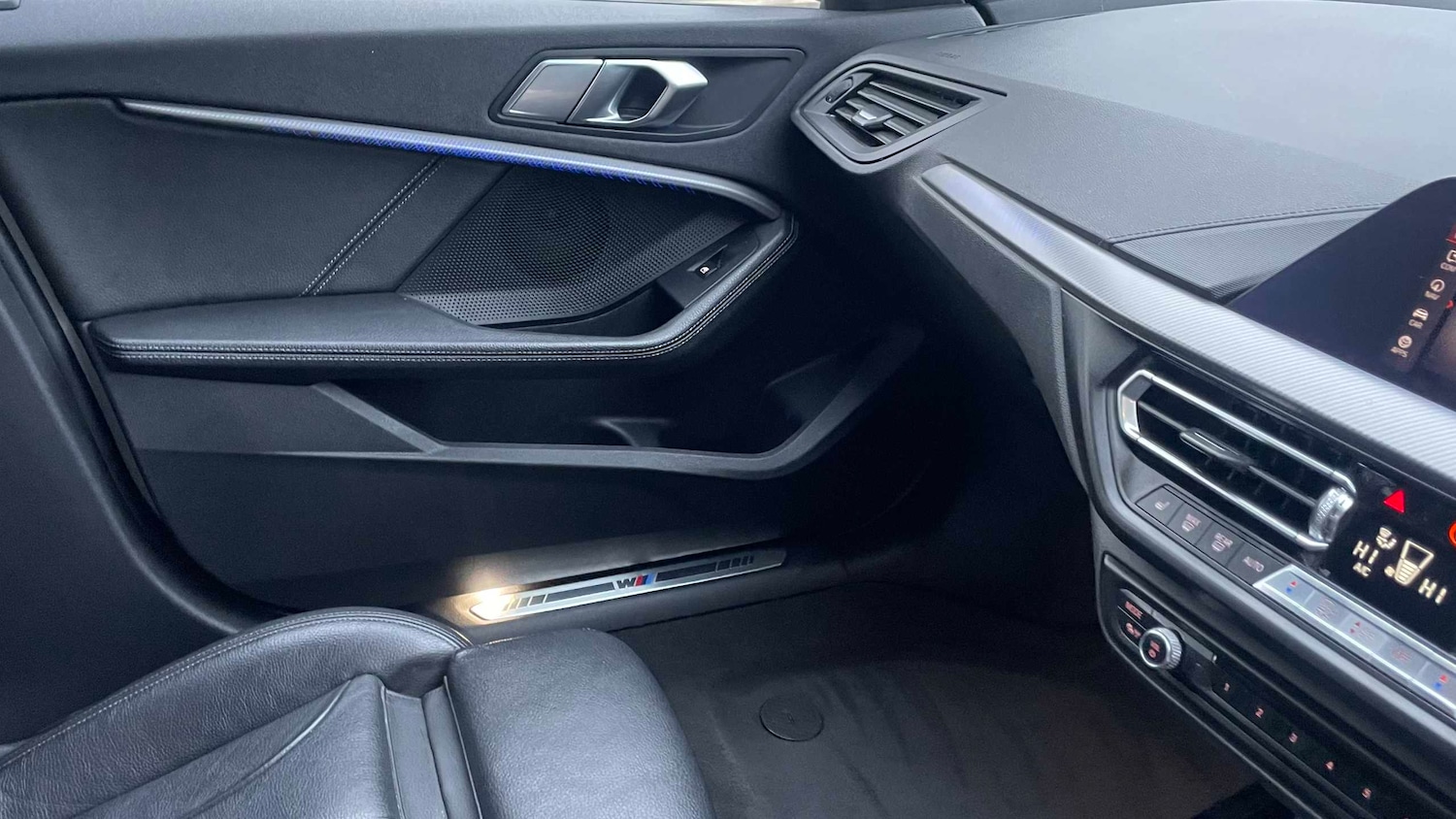 Used BMW 1 Series 2020 for sale - 77333960: Photo 31