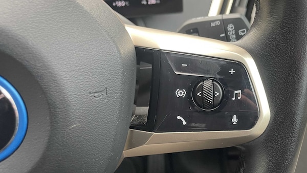 Used BMW iX 2022 for sale - 76272216: Photo 29