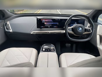 Used BMW iX 2022 for sale - 76272216: Photo