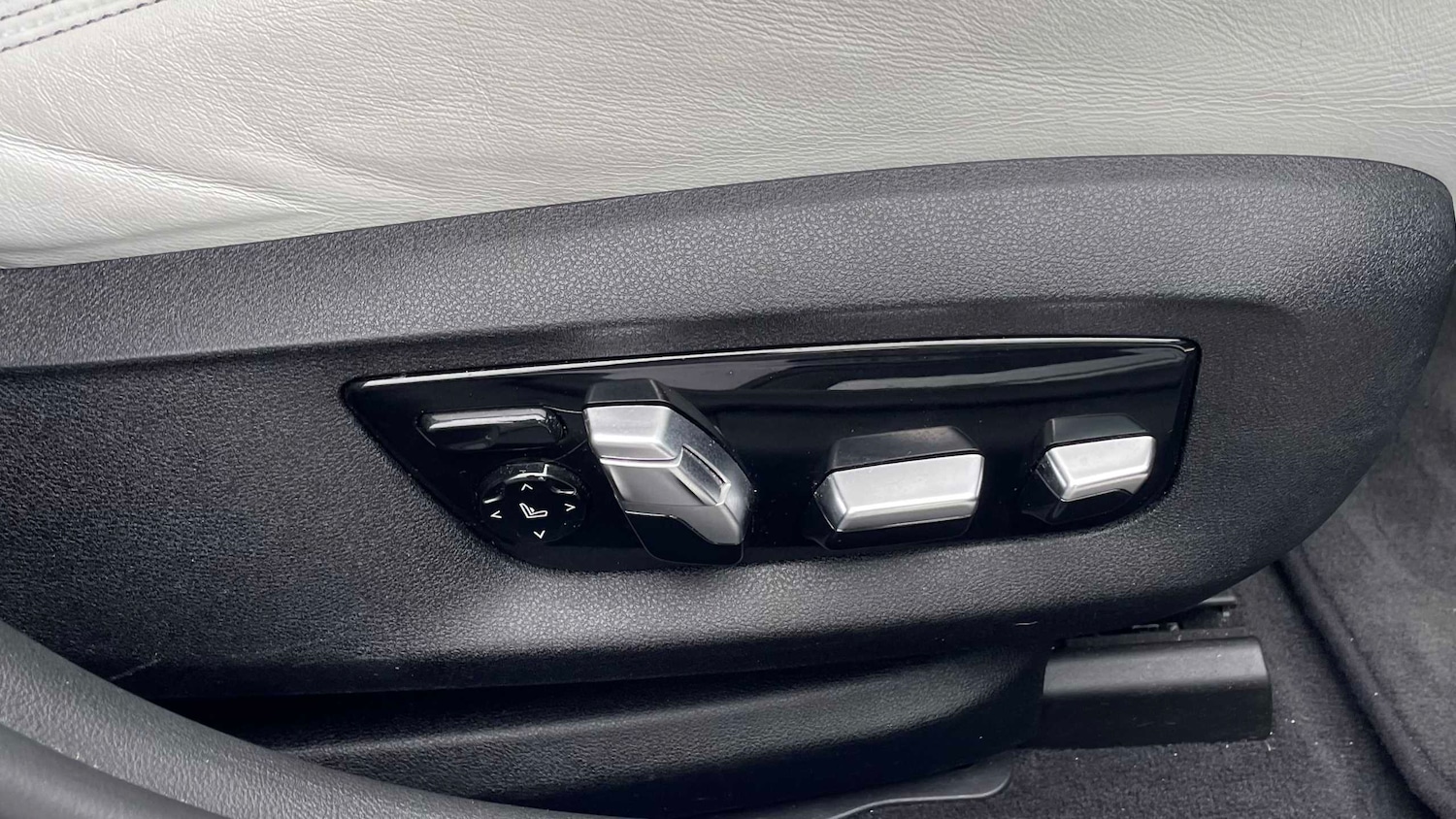 Used BMW M5 2018 for sale - 77480630: Photo 28