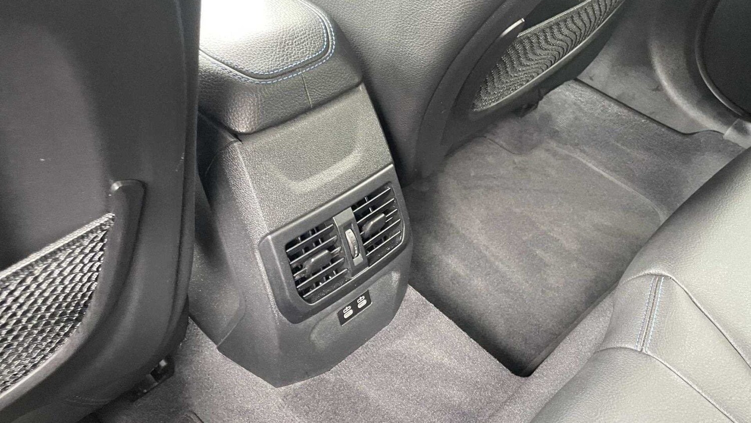 Vehicle 33