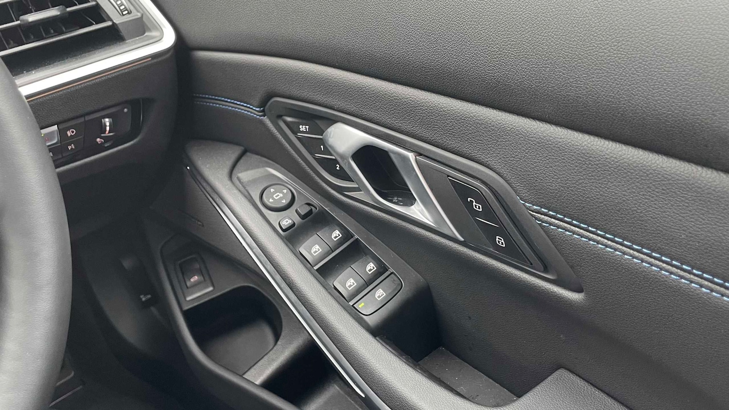 Used BMW 3 Series 2023 for sale - 77500444: Photo 29