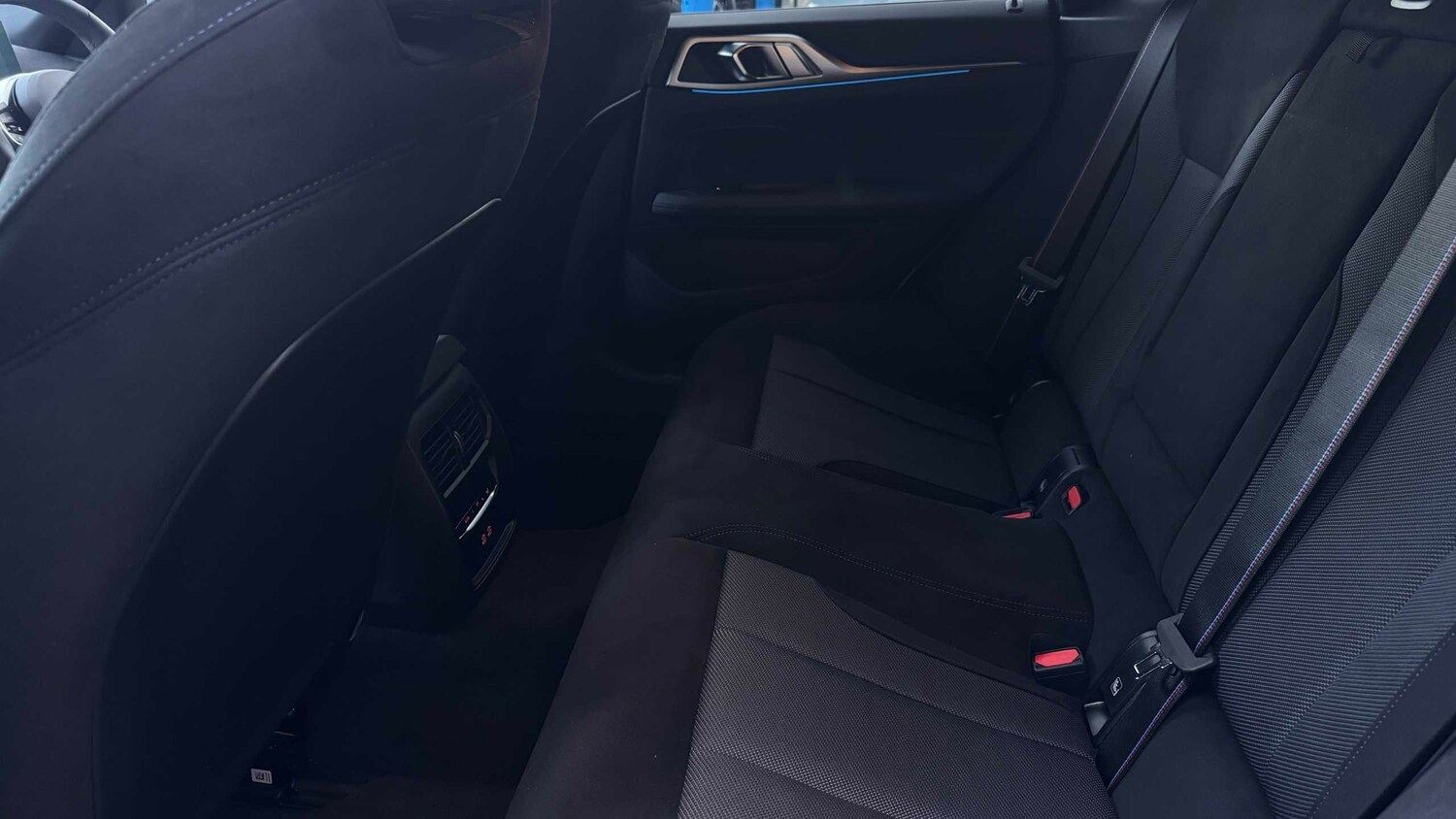 Used BMW i4 2025 for sale - 78149109: Photo 9