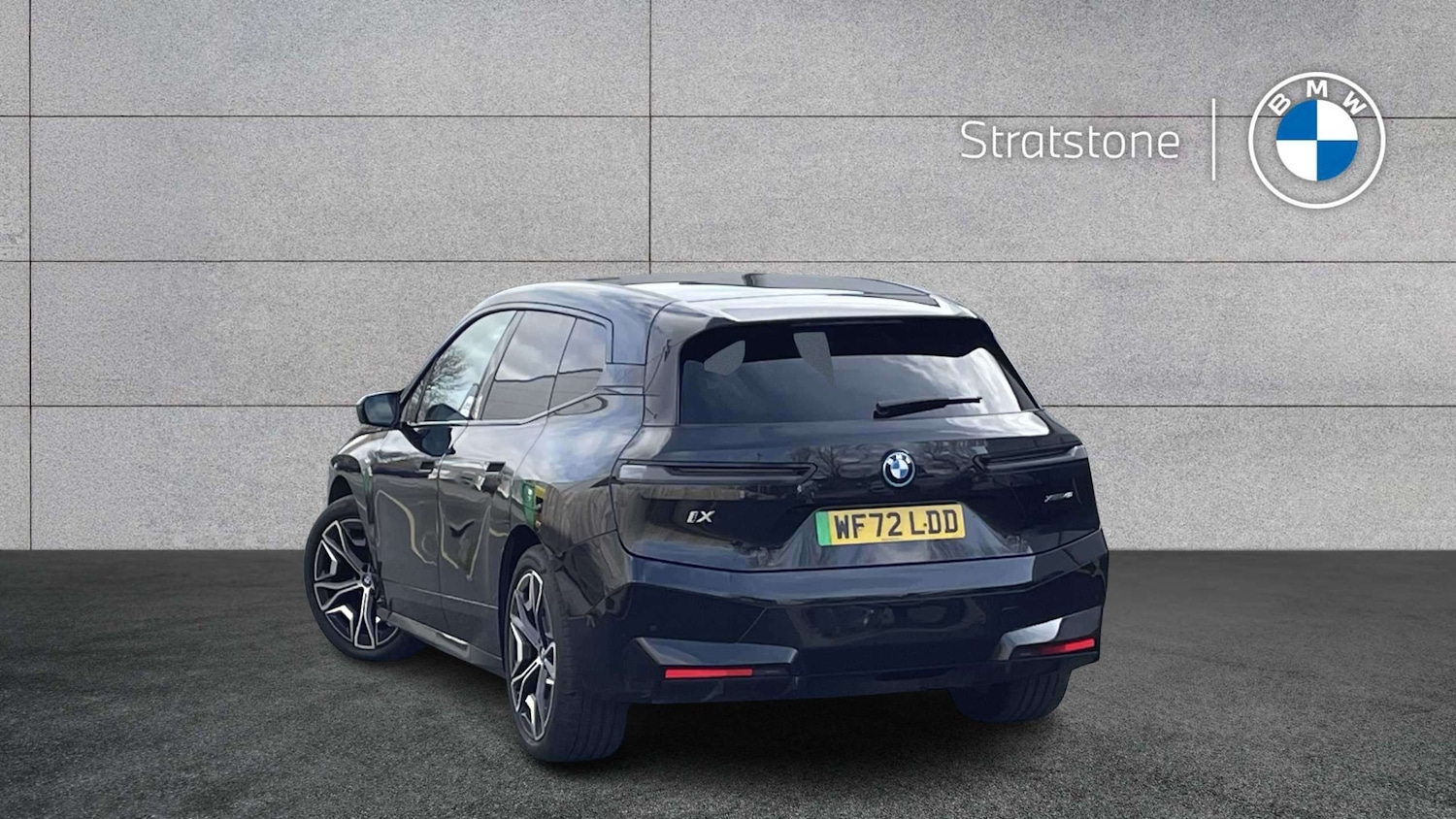 Used BMW iX 2022 for sale - 77674818: Photo 2