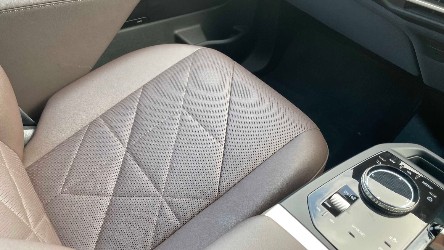 Used BMW iX 2022 for sale - 77674818: Photo 26