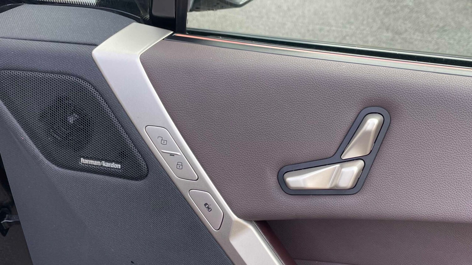 Used BMW iX 2022 for sale - 77674818: Photo 32