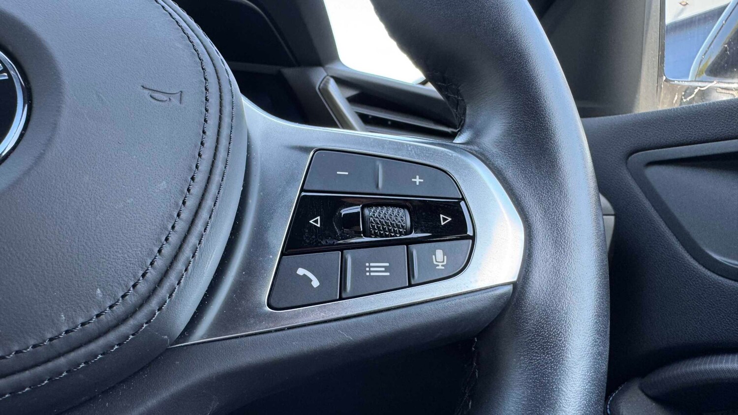 Used BMW 1 Series 2023 for sale - 78173551: Photo 17