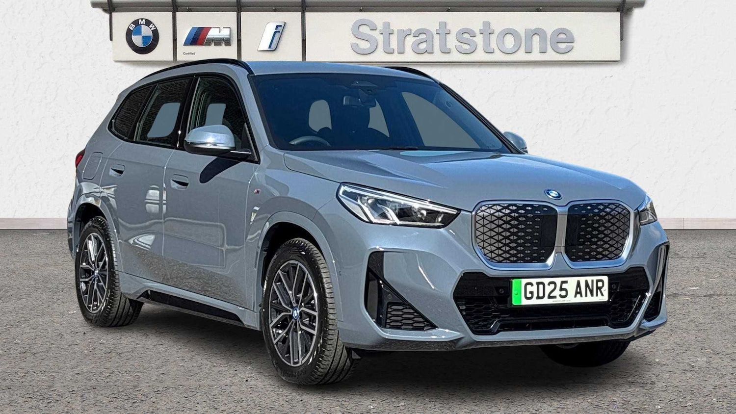 Used BMW iX1 2025 for sale - 76718090: Photo 1