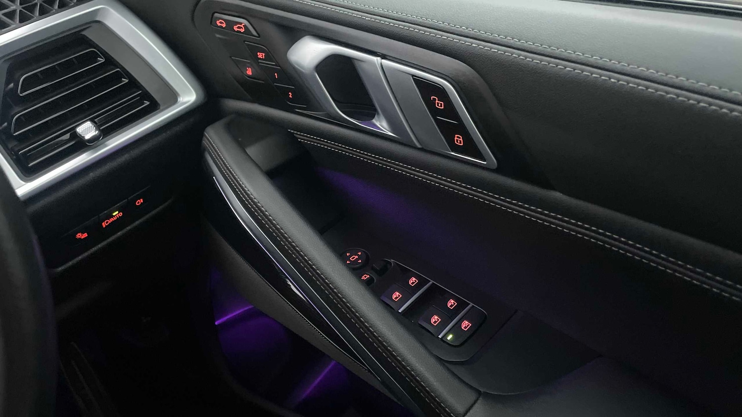 Used BMW X6 2024 for sale - 76732352: Photo 30