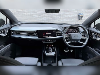 Used Audi Q4 e-tron 2024 for sale - 78407817: Photo