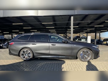 Used BMW i5 2024 for sale - 75217809: Photo