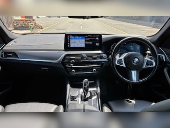 Used BMW 5 Series 2023 for sale - 79078571: Photo