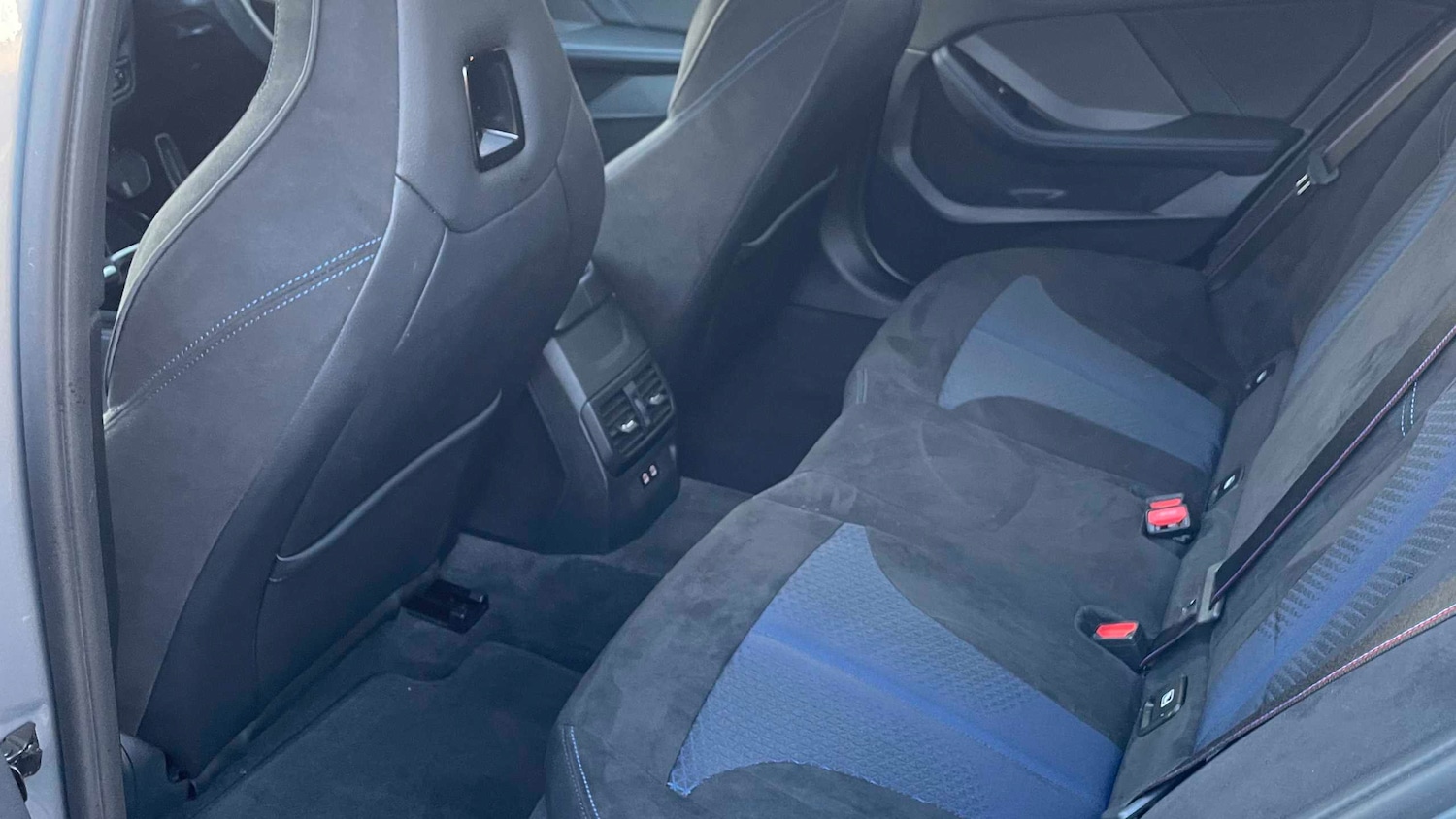 Used BMW 1 Series 2024 for sale - 76967742: Photo 11