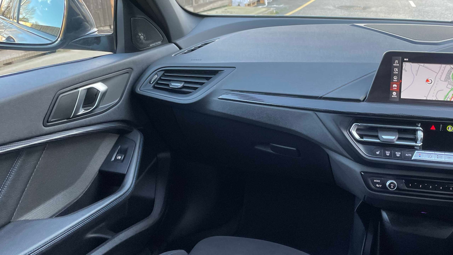 Used BMW 1 Series 2024 for sale - 76967742: Photo 6