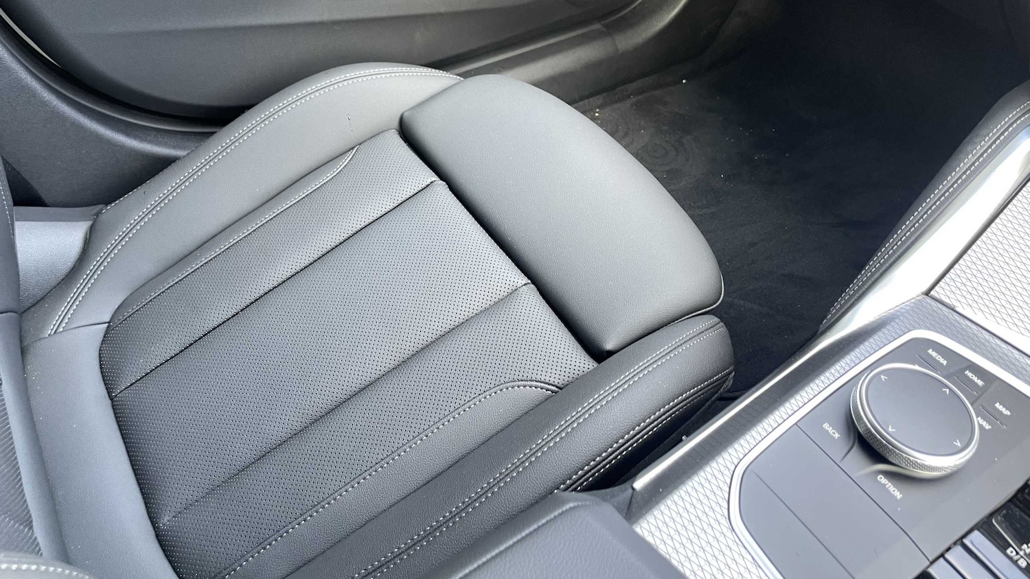 Used BMW i4 2025 for sale - 76339535: Photo 24
