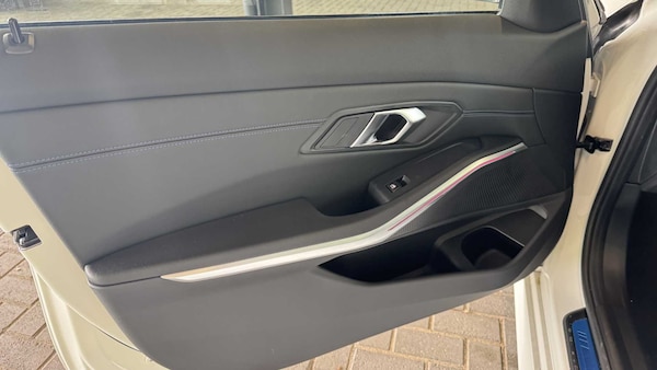 Used BMW 3 Series 2025 for sale - 75216875: Photo 23