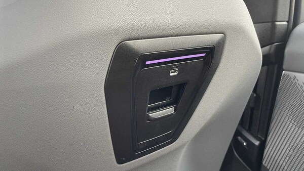 Used BMW i5 2025 for sale - 75249089: Photo 32