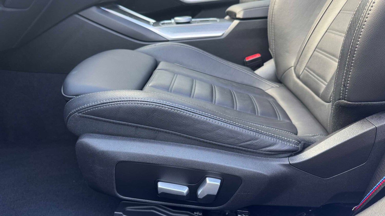 Used BMW 3 Series 2023 for sale - 77842342: Photo 11