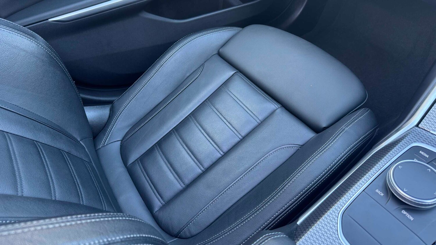 Used BMW 3 Series 2023 for sale - 77842342: Photo 29