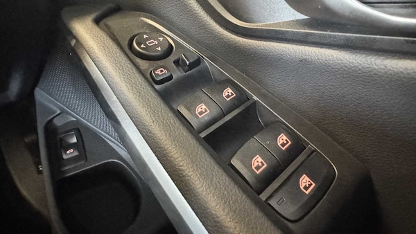 Used BMW 3 Series 2025 for sale - 75218606: Photo 31