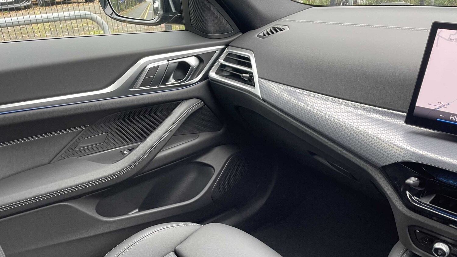 Used BMW i4 2025 for sale - 76272209: Photo 21