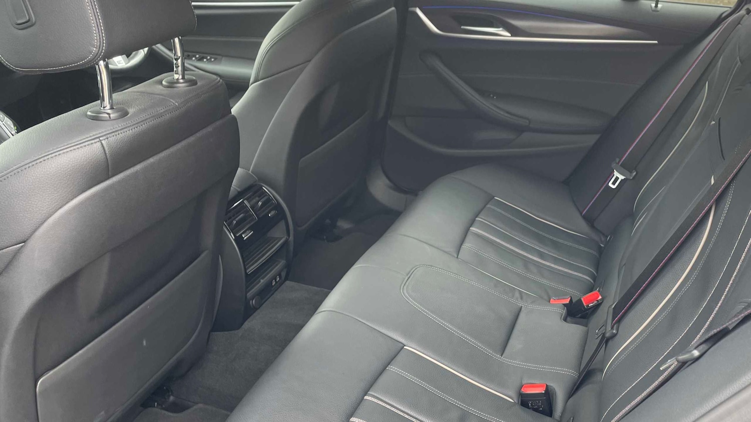 Used BMW 5 Series 2023 for sale - 77995940: Photo 13