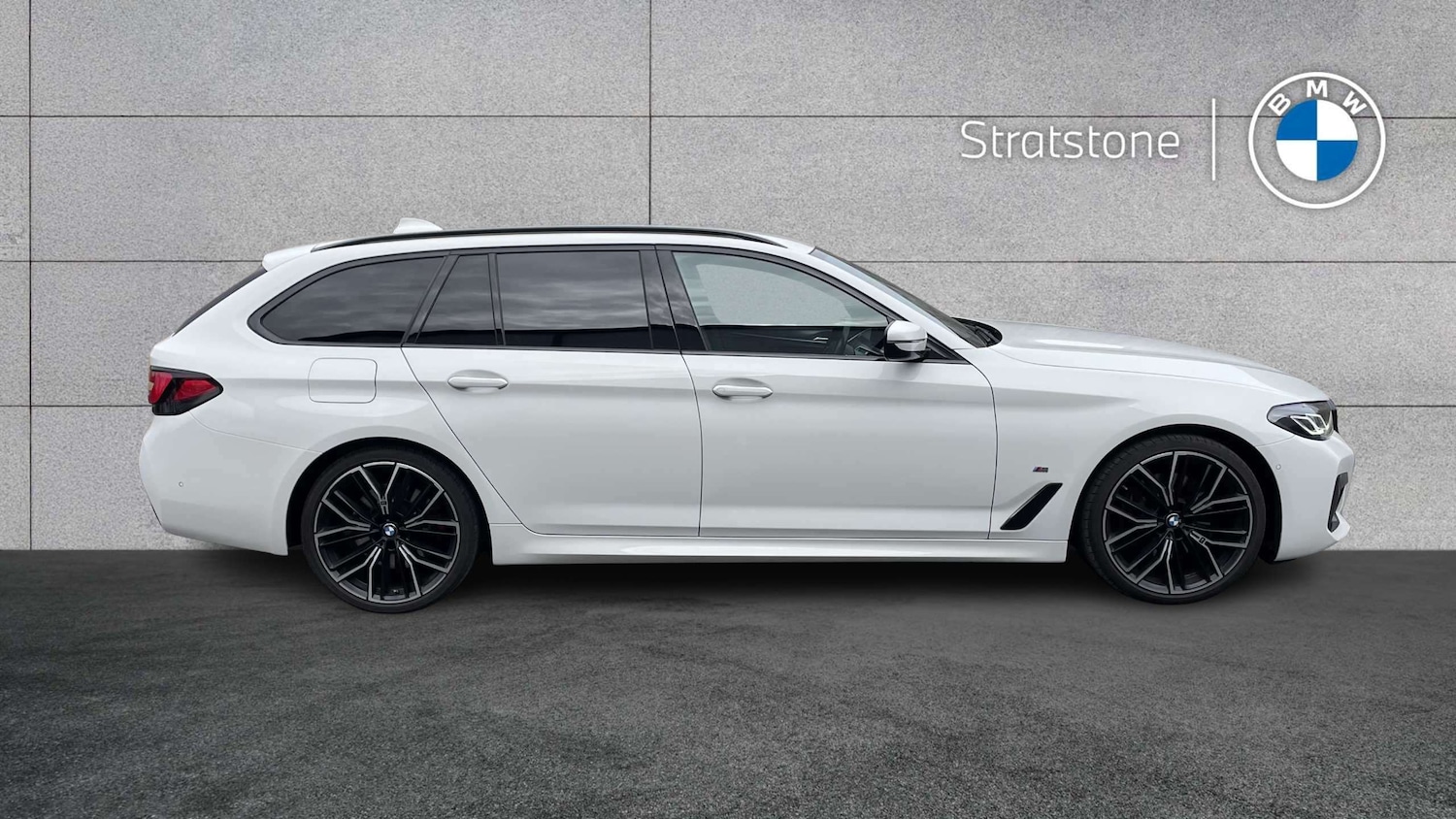 Used BMW 5 Series 2023 for sale - 77995940: Photo 3