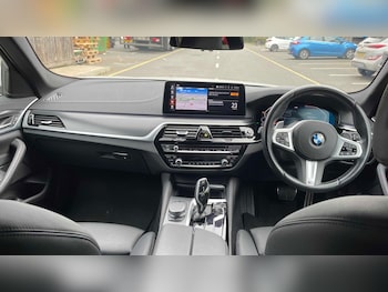 Used BMW 5 Series 2023 for sale - 77995940: Photo