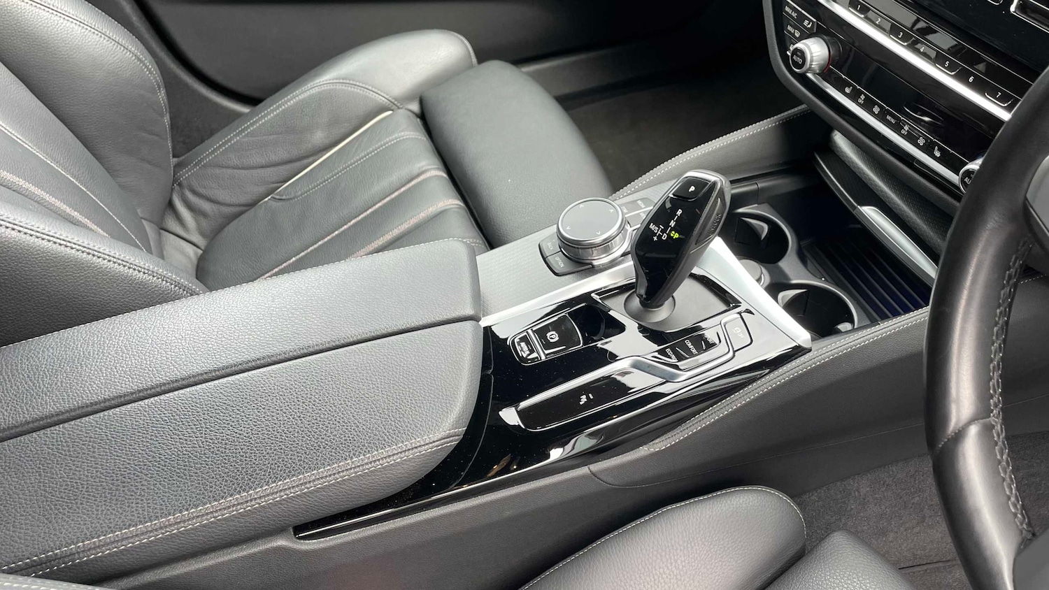 Used BMW 5 Series 2023 for sale - 77995940: Photo 7