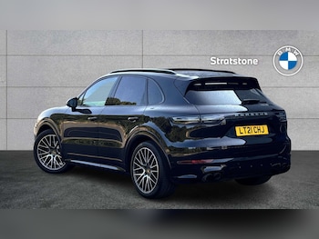 Used Porsche Cayenne 2021 for sale - 79227710: Photo