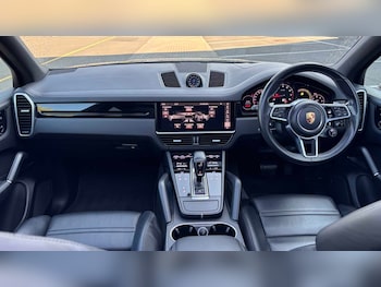 Used Porsche Cayenne 2021 for sale - 79227710: Photo
