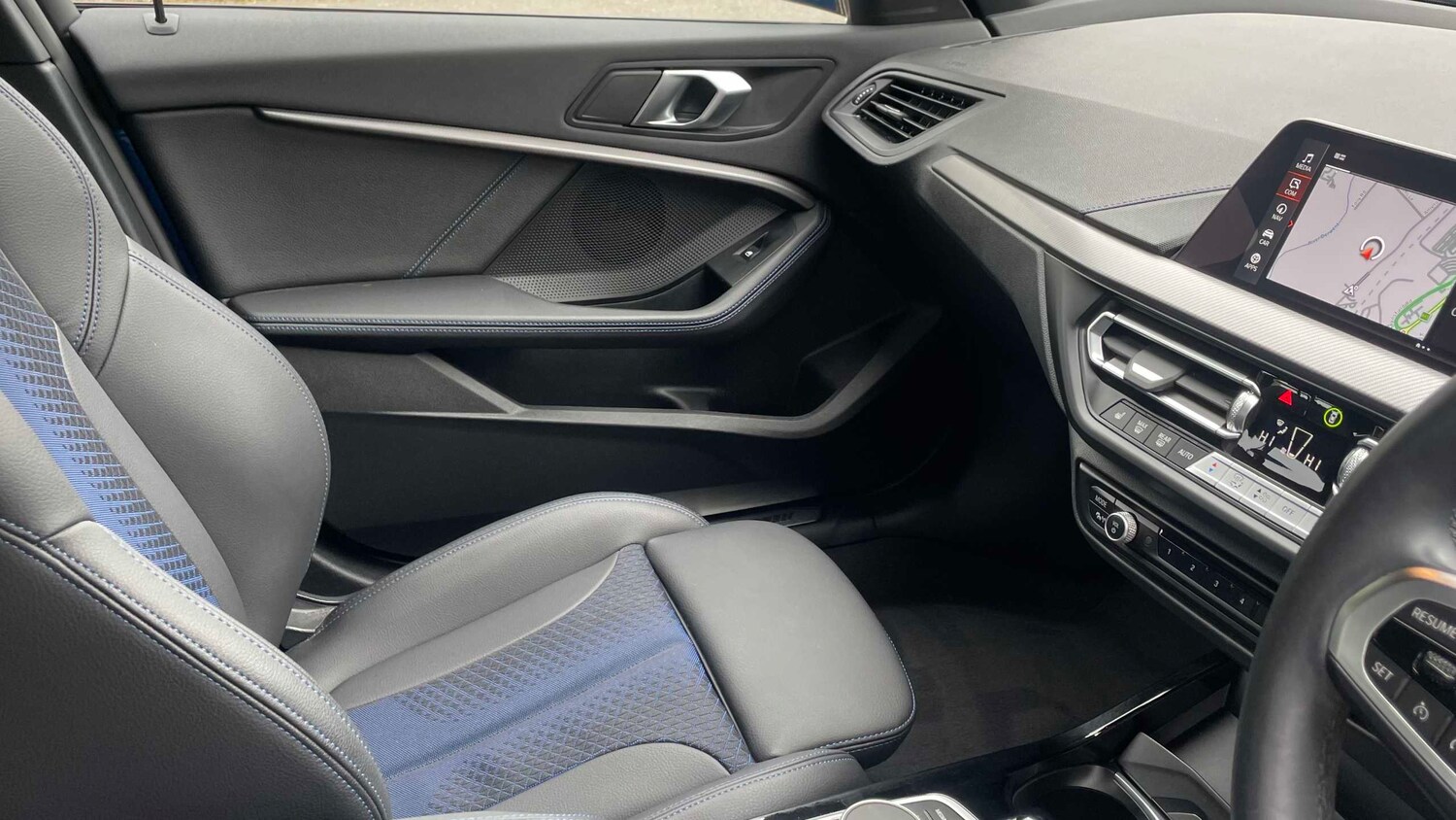 Used BMW 1 Series 2024 for sale - 78187959: Photo 32