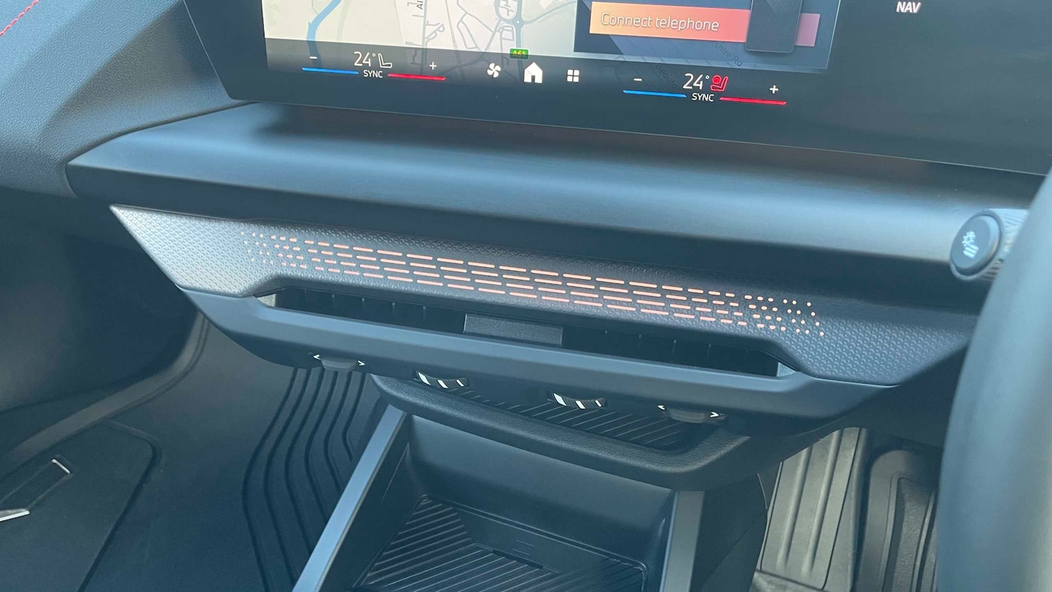 Used BMW 1 Series 2025 for sale - 76916106: Photo 14