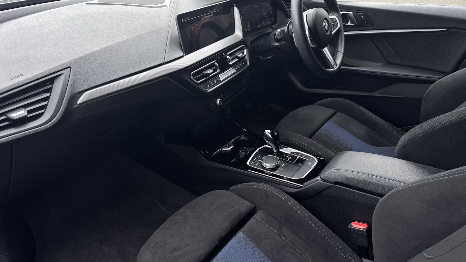 Used BMW 1 Series 2024 for sale - 76156057: Photo 9