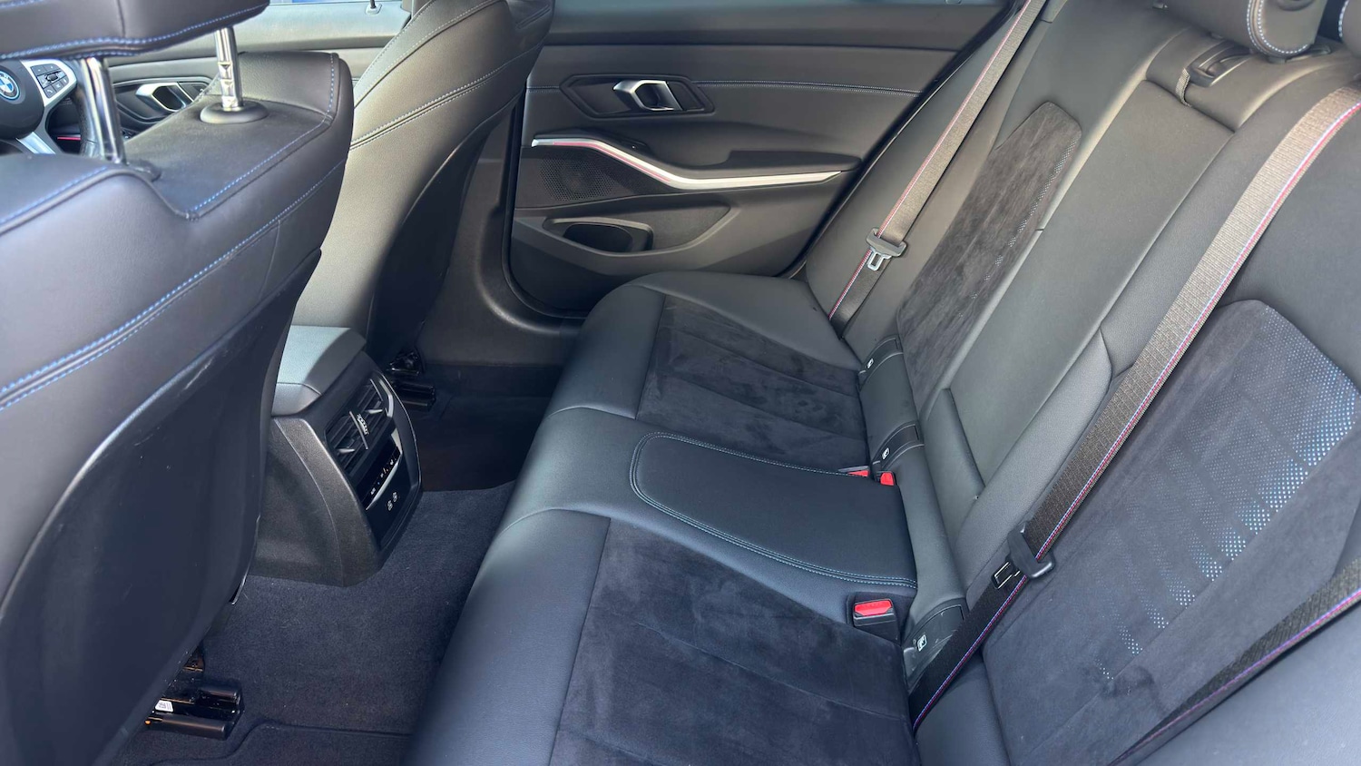 Used BMW 3 Series 2023 for sale - 77772149: Photo 9