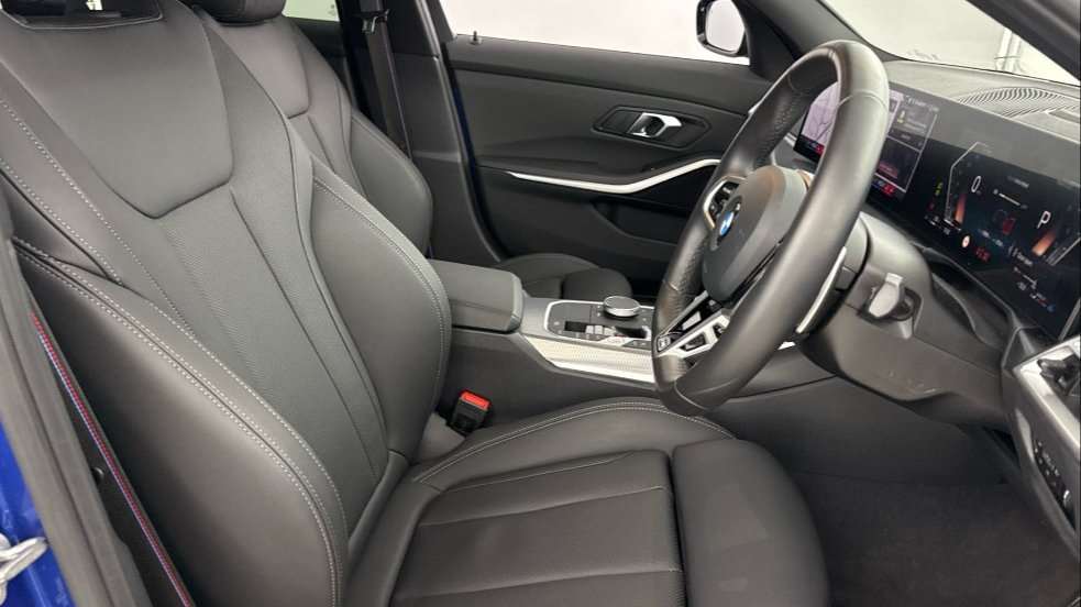 Used BMW 3 Series 2025 for sale - 77772332: Photo 6