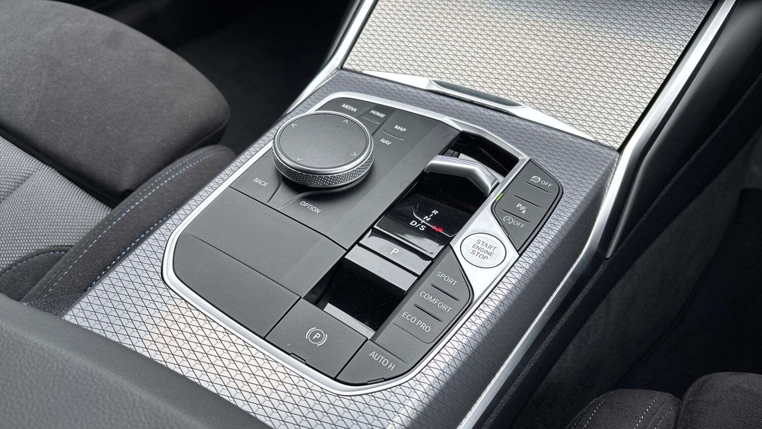 Used BMW 3 Series 2025 for sale - 77972901: Photo 12