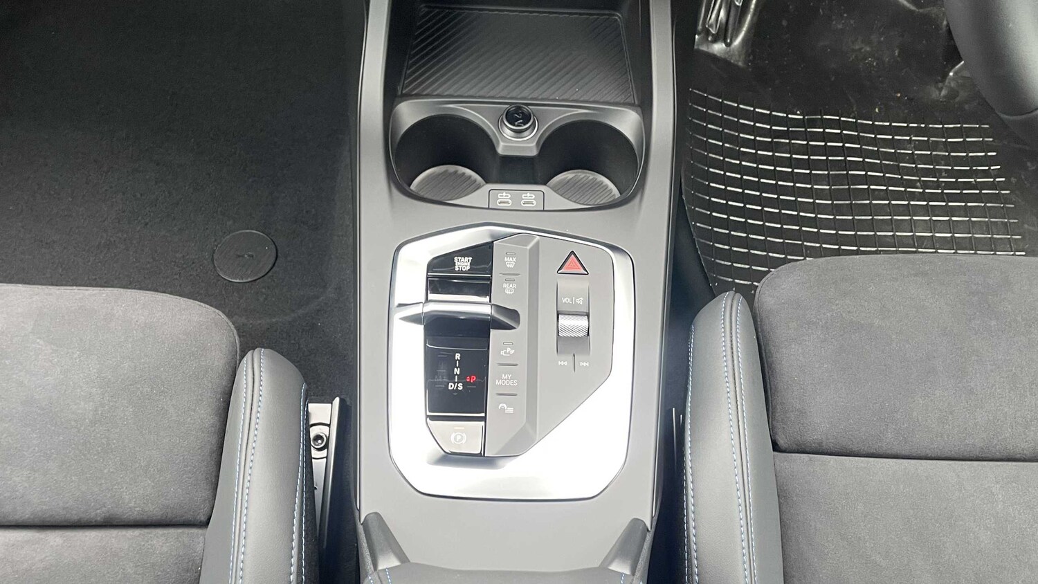 Used BMW 2 Series 2025 for sale - 76252195: Photo 29