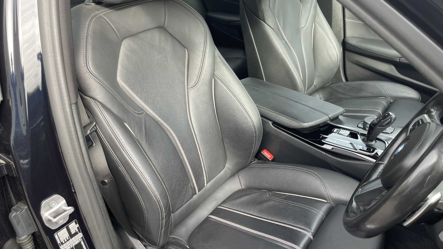 Used BMW 5 Series 2022 for sale - 76230460: Photo 12