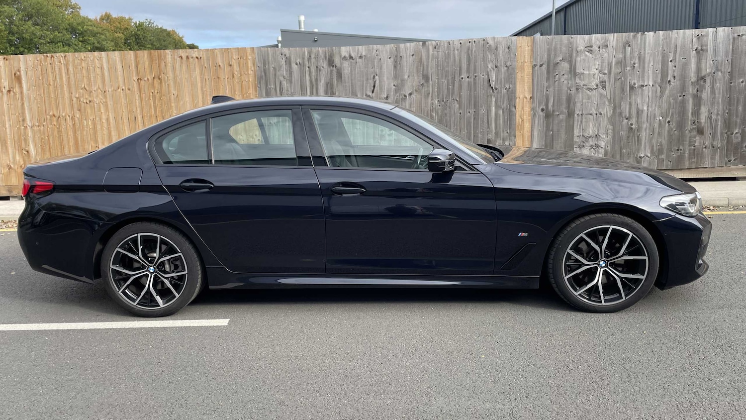 Used BMW 5 Series 2022 for sale - 76230460: Photo 3