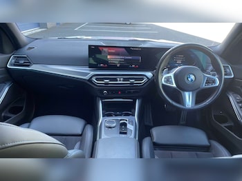 Used BMW 3 Series 2023 for sale - 78161201: Photo