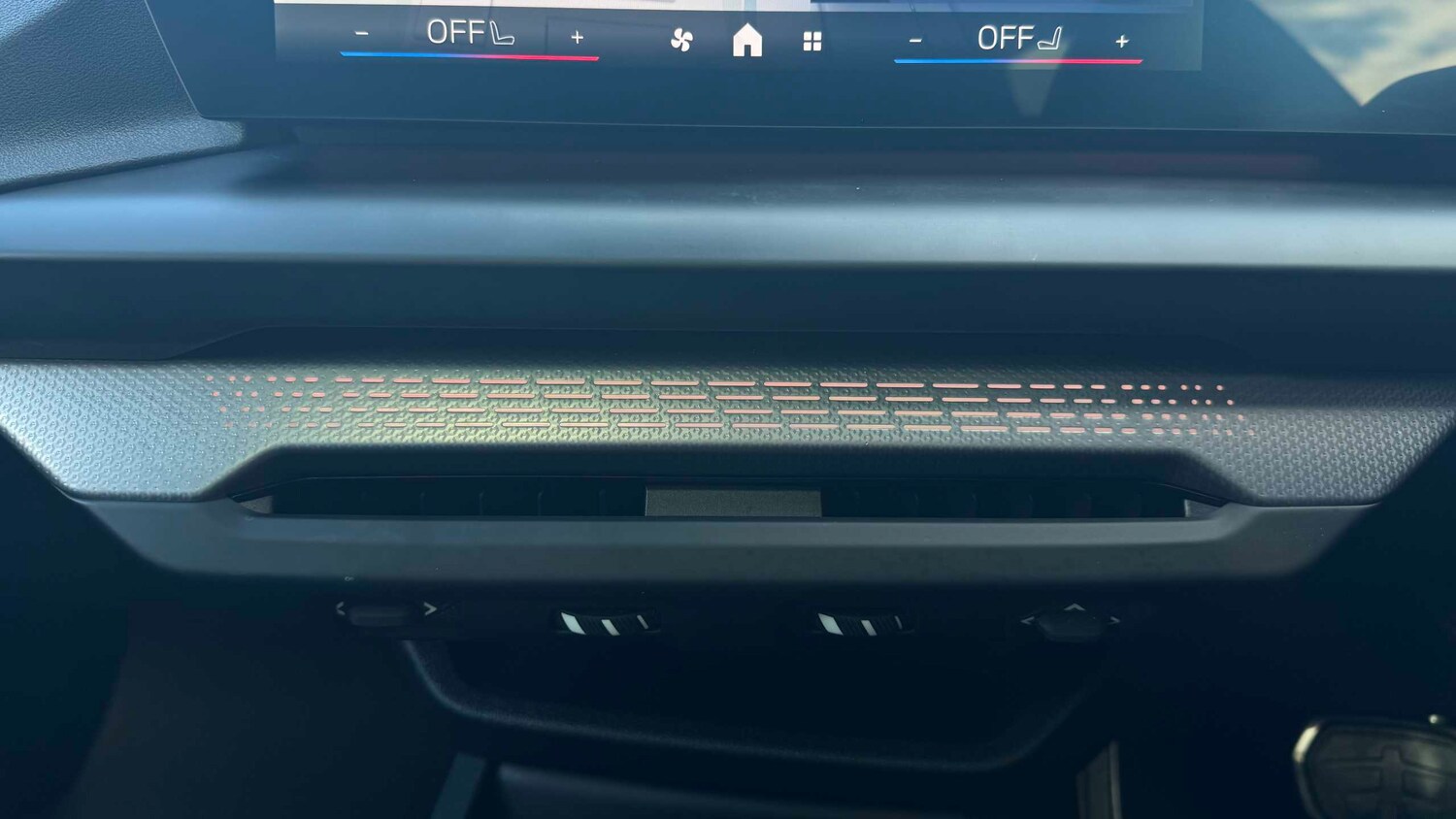 Used BMW 1 Series 2024 for sale - 76442468: Photo 29