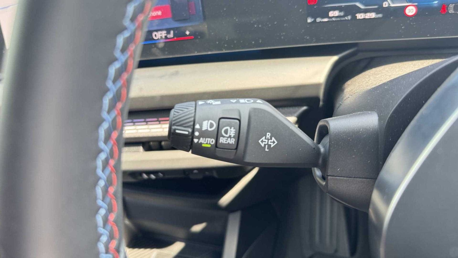 Vehicle 28