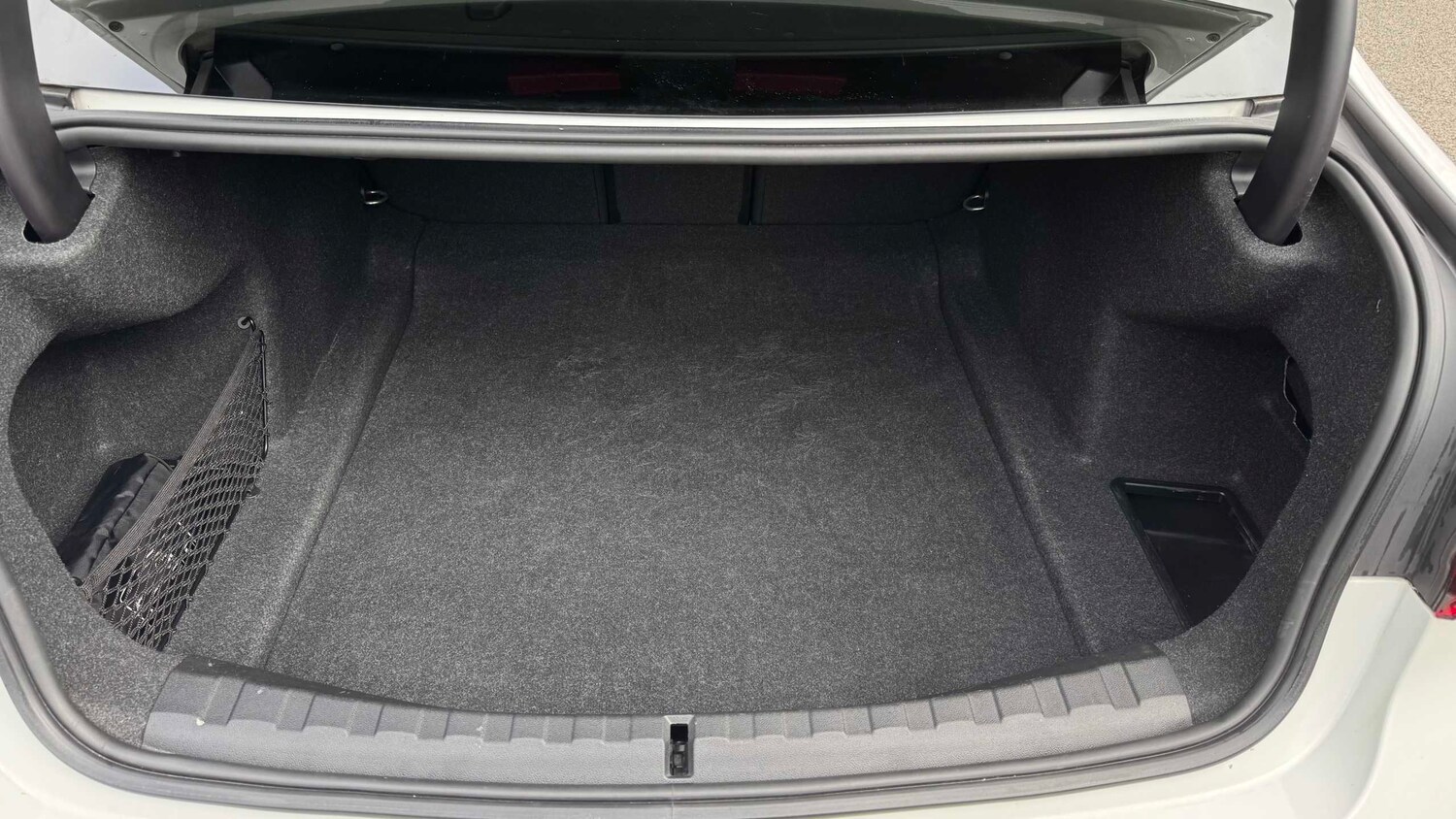 Used BMW 3 Series 2024 for sale - 78137634: Photo 11